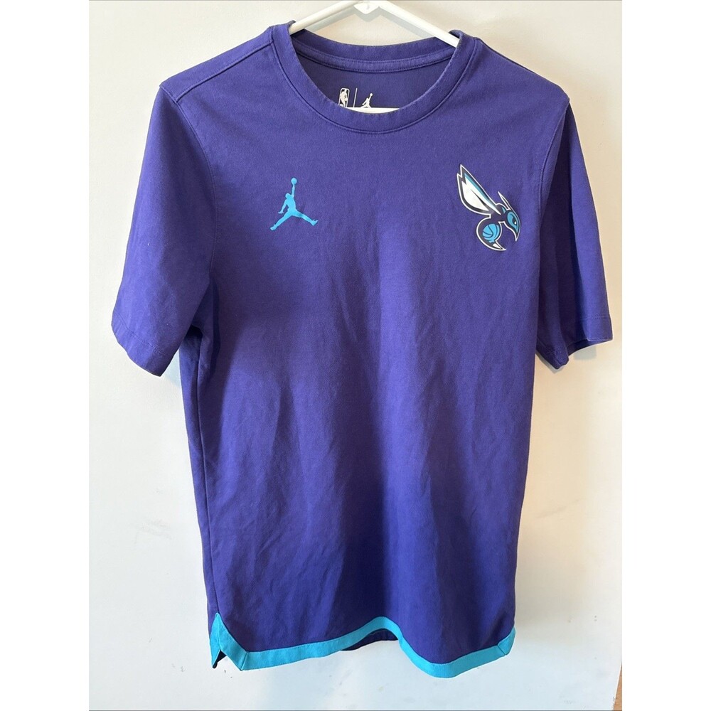 Nike Air Jordan Jump man NBA Charlotte Hornets Warmup Shirt Men Large Purple